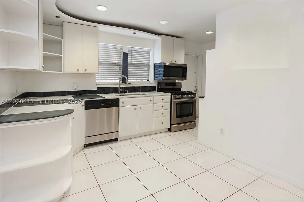 706 S 19th Avenue Hollywood FL 33020