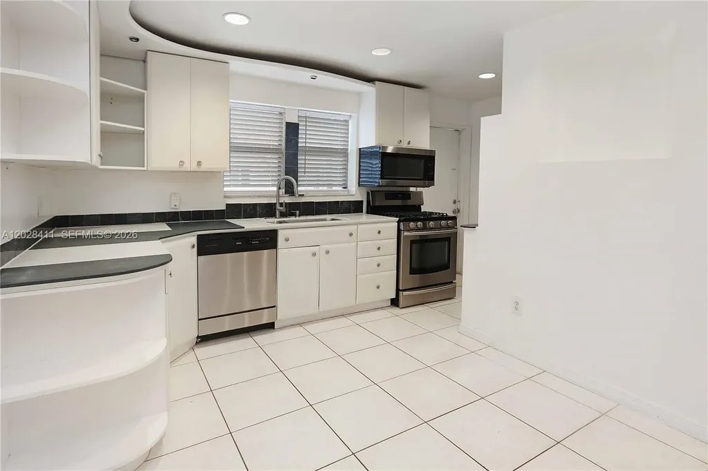 706 S 19th Avenue Hollywood FL 33020