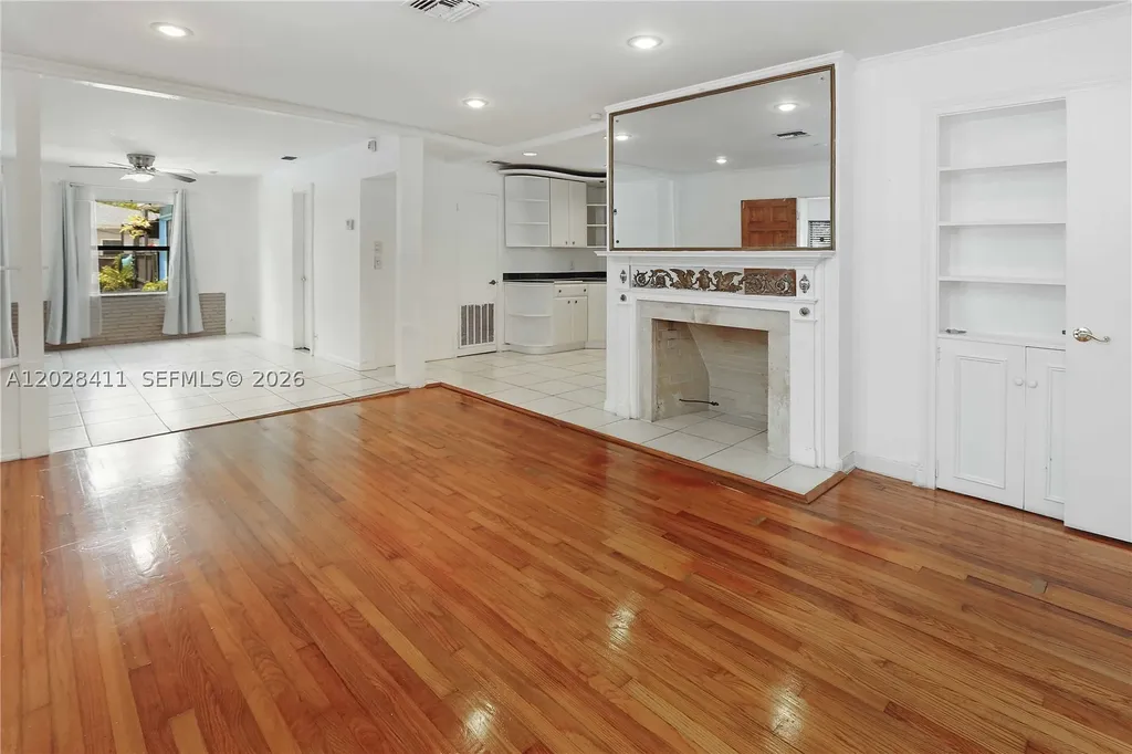 706 S 19th Avenue Hollywood FL 33020