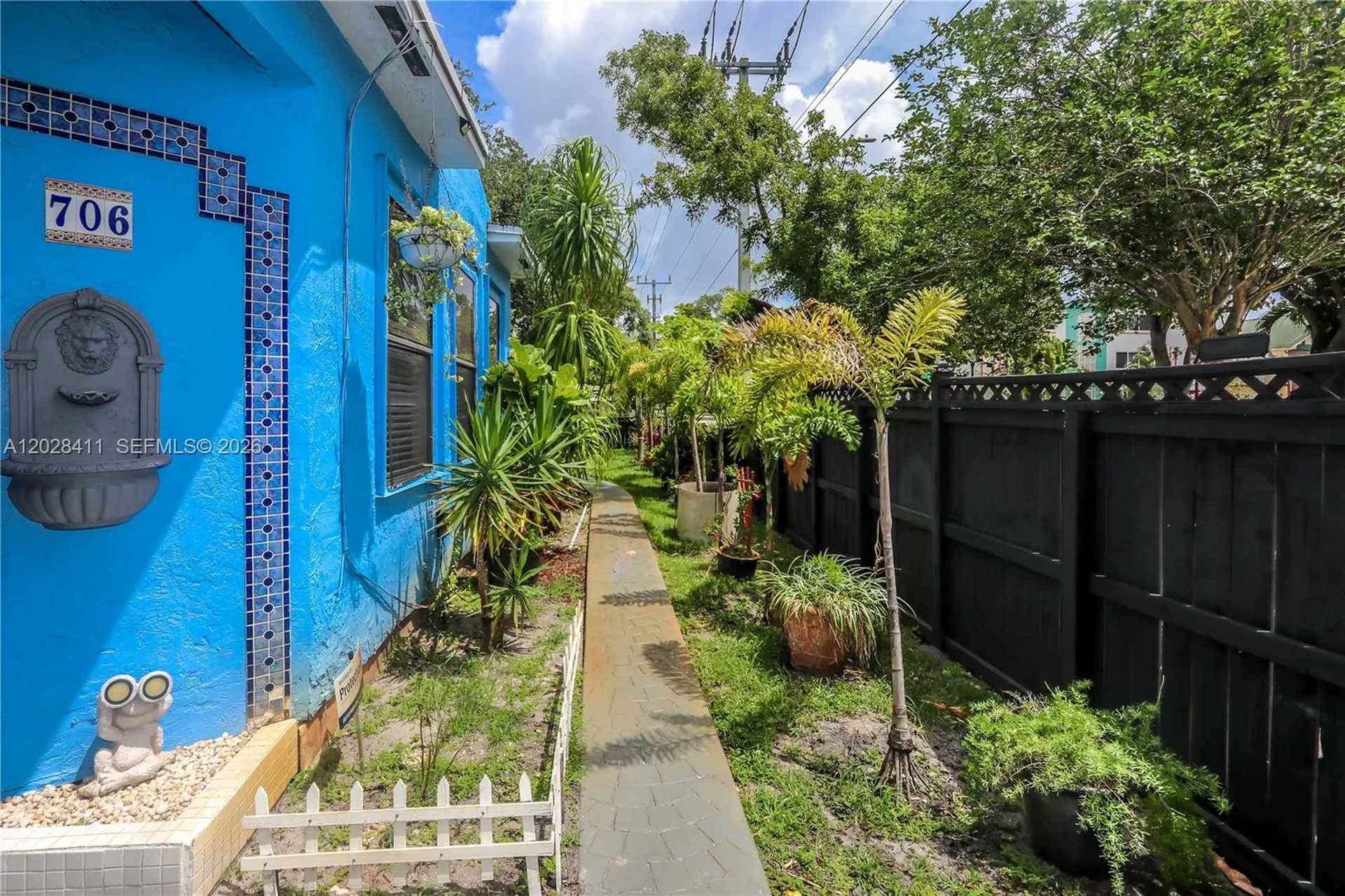 706 S 19th Avenue Hollywood FL 33020
