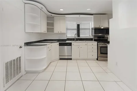 706 S 19th Avenue Hollywood FL 33020