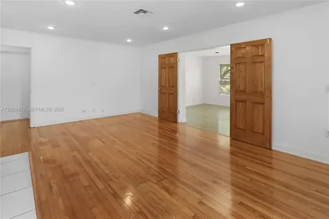 706 S 19th Avenue Hollywood FL 33020