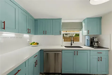 541 NW 49th Street Miami FL 33127