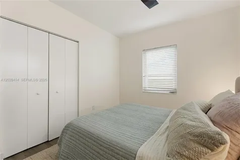 541 NW 49th Street Miami FL 33127