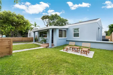 541 NW 49th Street Miami FL 33127