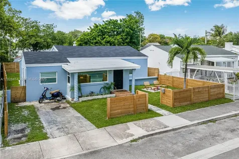541 NW 49th Street Miami FL 33127