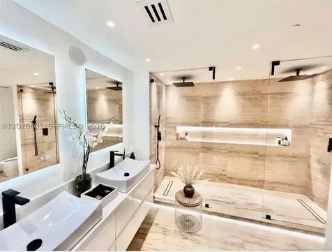 3340 NE 190th Street Aventura FL 33180