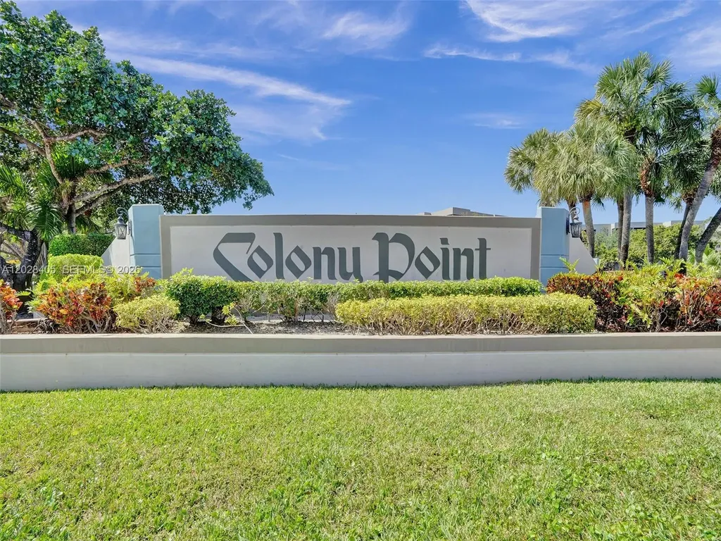 901 Colony Point Circle Pembroke Pines FL 33026