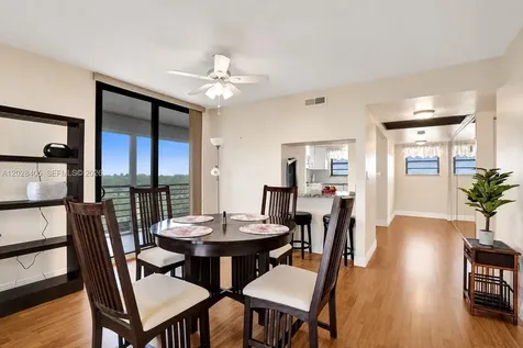 901 Colony Point Circle Pembroke Pines FL 33026
