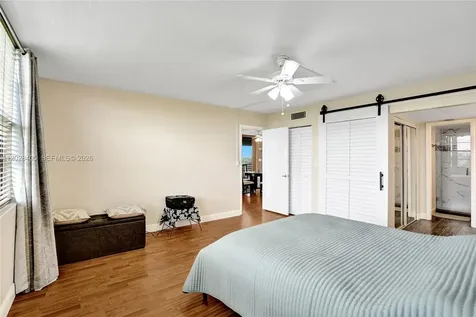 901 Colony Point Circle Pembroke Pines FL 33026
