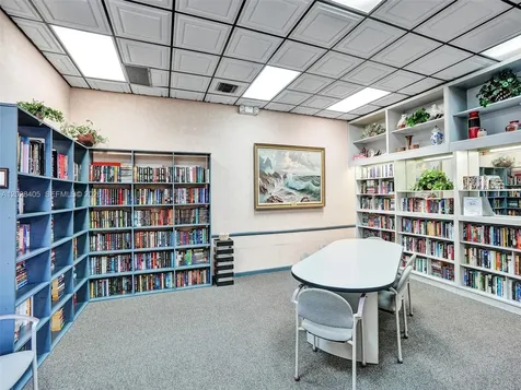 901 Colony Point Circle Pembroke Pines FL 33026