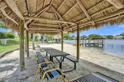 901 Colony Point Circle Pembroke Pines FL 33026