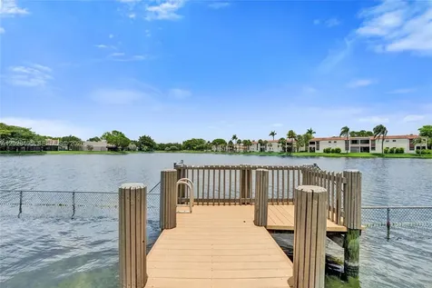 901 Colony Point Circle Pembroke Pines FL 33026