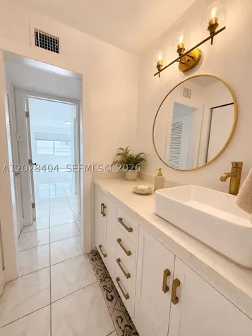 1400 Lincoln Road Miami Beach FL 33139