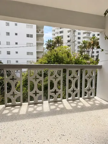 1400 Lincoln Road Miami Beach FL 33139