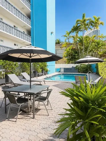 1400 Lincoln Road Miami Beach FL 33139
