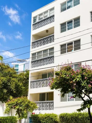 1400 Lincoln Road Miami Beach FL 33139