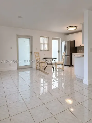 1400 Lincoln Road Miami Beach FL 33139