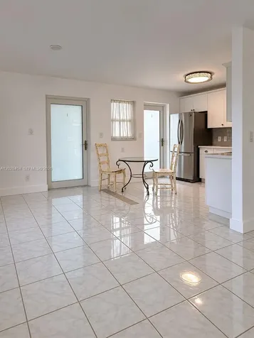1400 Lincoln Road Miami Beach FL 33139