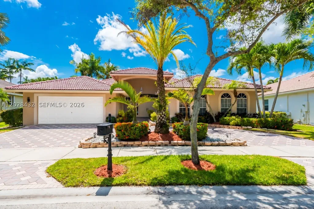 3852 Oak Ridge Circle Weston FL 33331