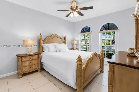 3852 Oak Ridge Circle Weston FL 33331