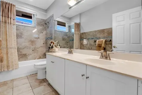 3852 Oak Ridge Circle Weston FL 33331