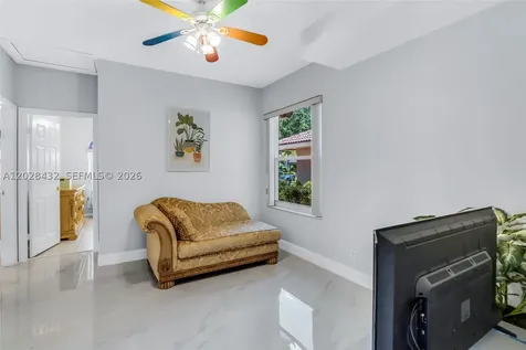 3852 Oak Ridge Circle Weston FL 33331