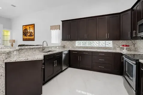 3852 Oak Ridge Circle Weston FL 33331