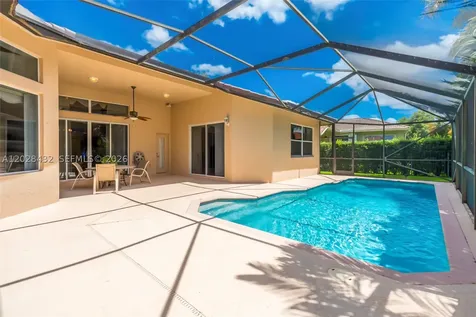 3852 Oak Ridge Circle Weston FL 33331
