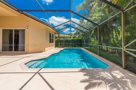 3852 Oak Ridge Circle Weston FL 33331