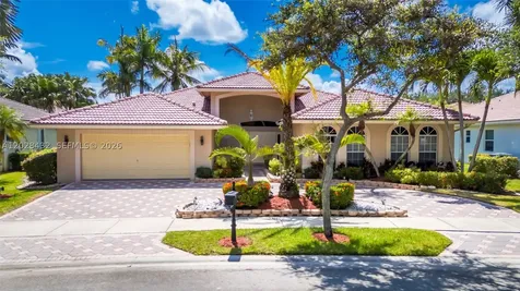 3852 Oak Ridge Circle Weston FL 33331