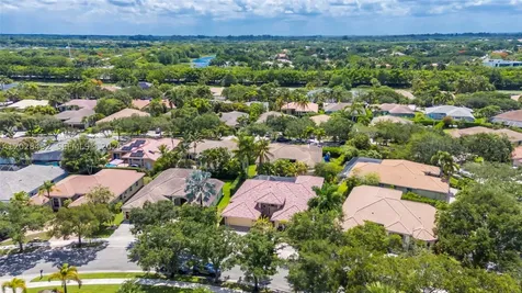 3852 Oak Ridge Circle Weston FL 33331