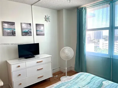3725 S Ocean Drive Hollywood FL 33019