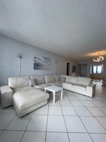 3725 S Ocean Drive Hollywood FL 33019