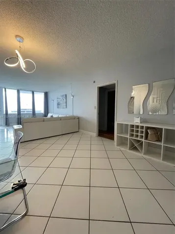 3725 S Ocean Drive Hollywood FL 33019