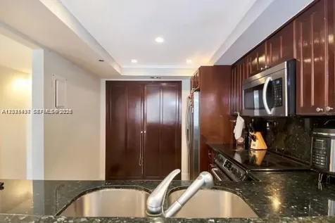 555 NE 15th Street Miami FL 33132