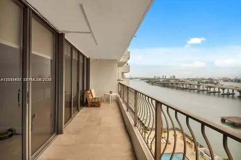 555 NE 15th Street Miami FL 33132