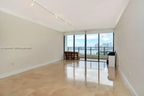 555 NE 15th Street Miami FL 33132