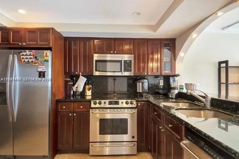 555 NE 15th Street Miami FL 33132
