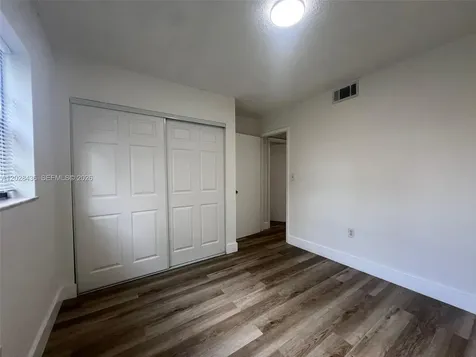 5644 W 25th Court Hialeah FL 33016