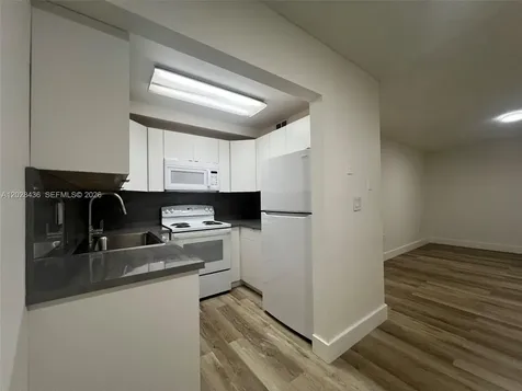 5644 W 25th Court Hialeah FL 33016