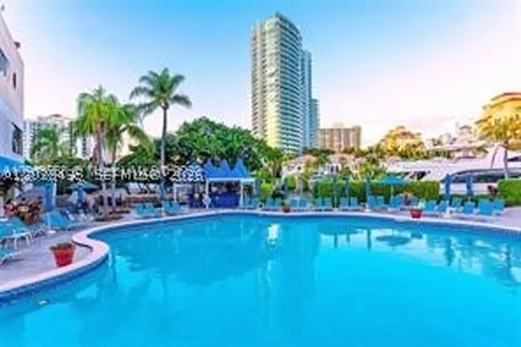 19707 Turnberry Way Aventura FL 33180