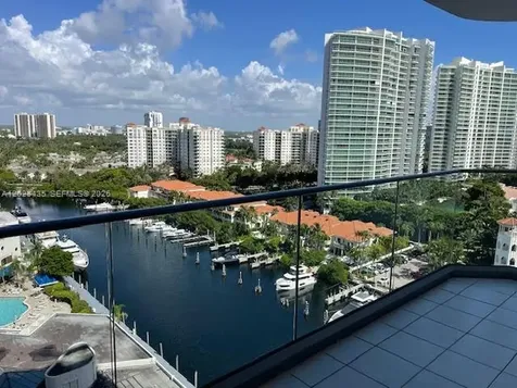 19707 Turnberry Way Aventura FL 33180