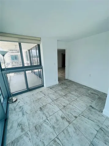 2655 Collins Avenue Miami Beach FL 33140