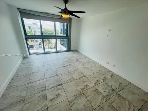 2655 Collins Avenue Miami Beach FL 33140