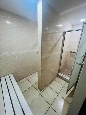 2655 Collins Avenue Miami Beach FL 33140