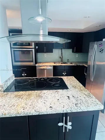 2655 Collins Avenue Miami Beach FL 33140