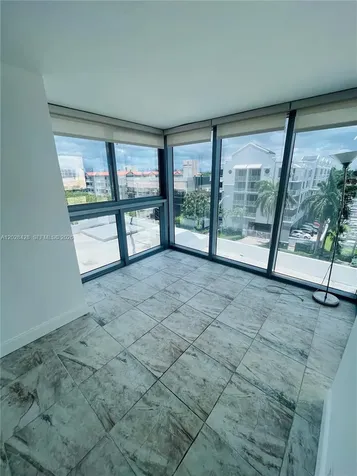 2655 Collins Avenue Miami Beach FL 33140