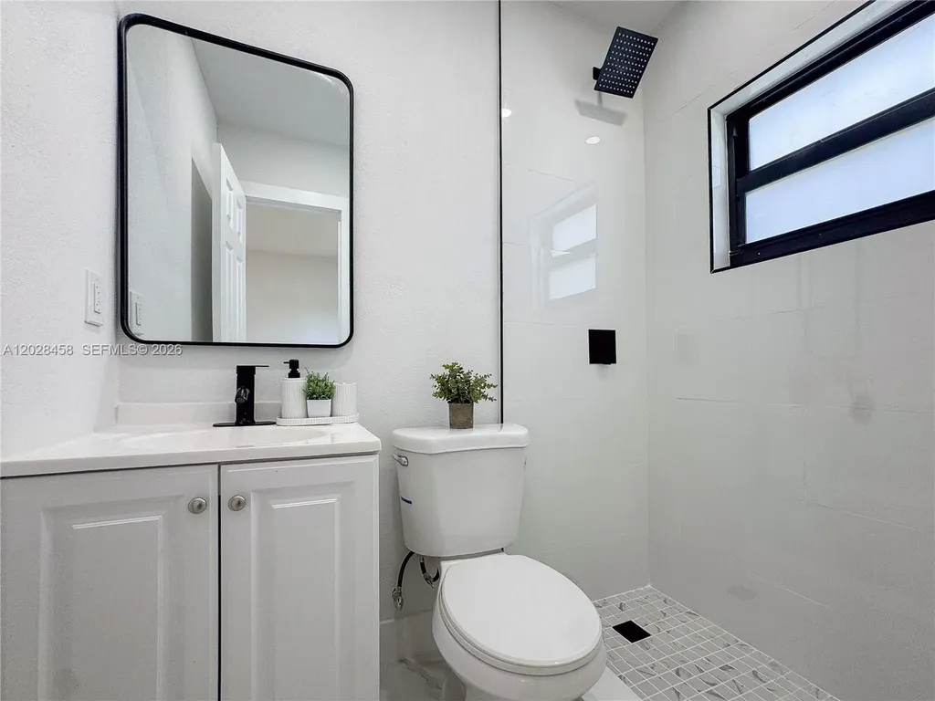 212 NW 28th Way Fort Lauderdale FL 33311