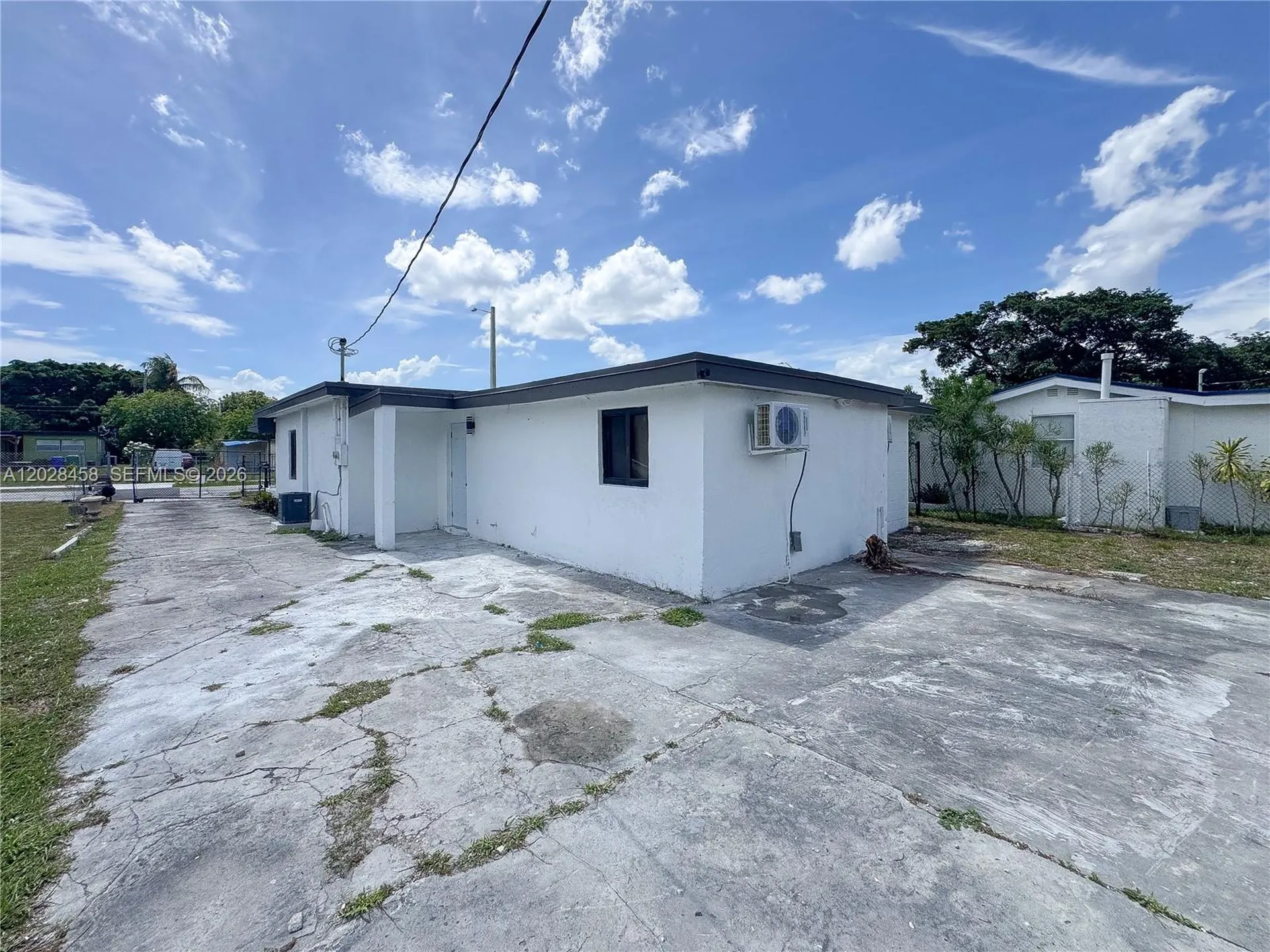 212 NW 28th Way Fort Lauderdale FL 33311